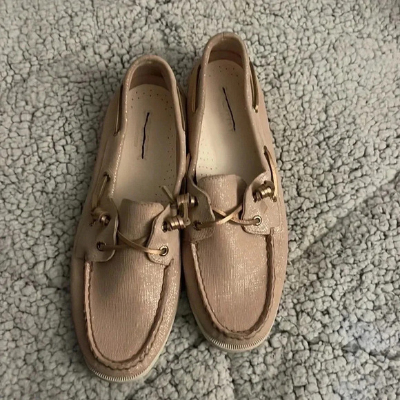 Sperry Shoes - Picture 2 of 4